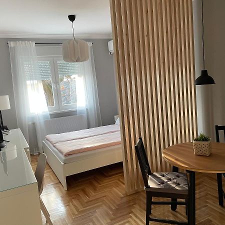 Apartmani ソンボル エクステリア 写真