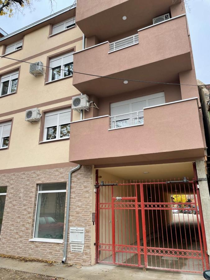 Apartmani ソンボル エクステリア 写真