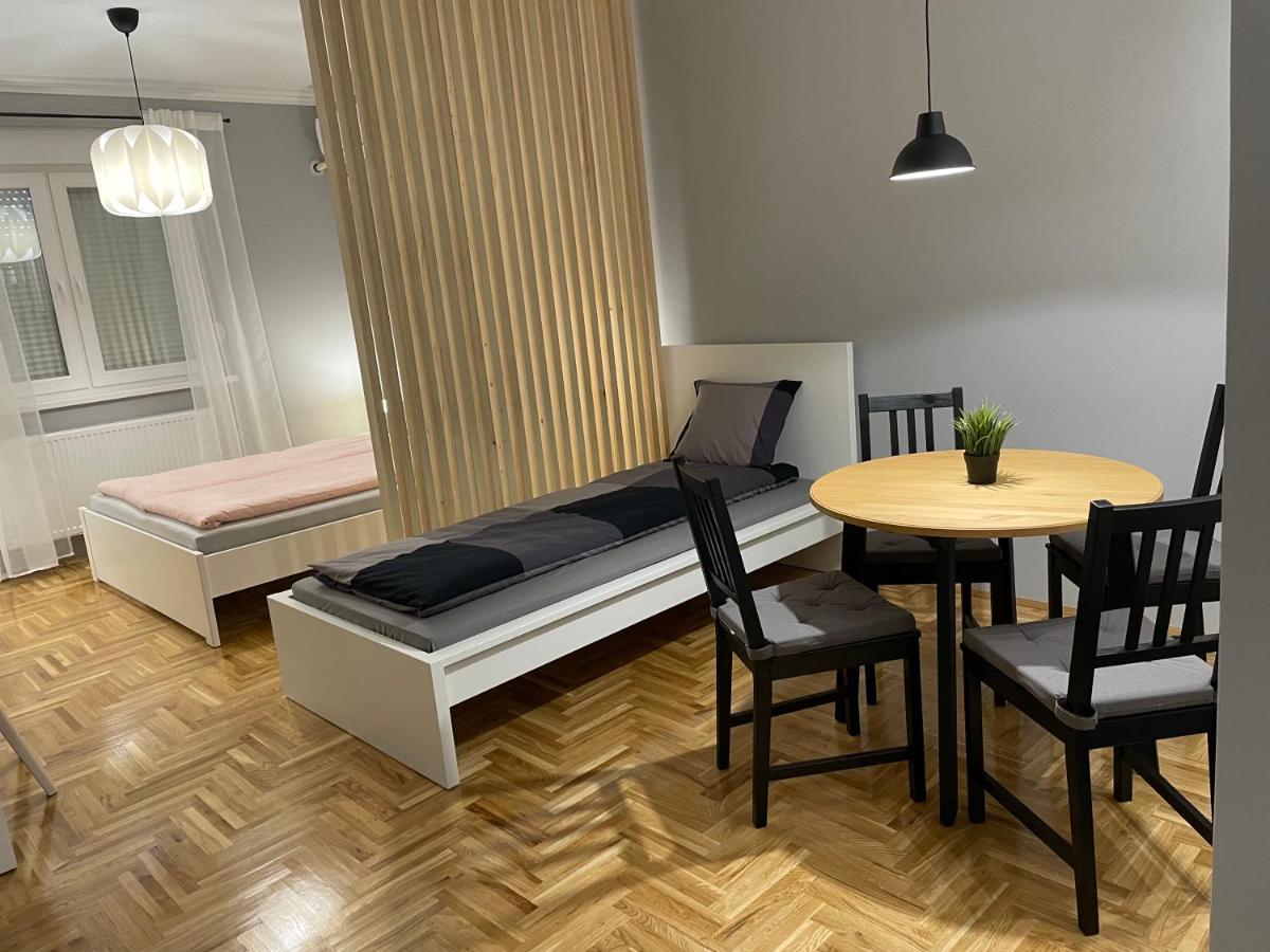Apartmani ソンボル エクステリア 写真
